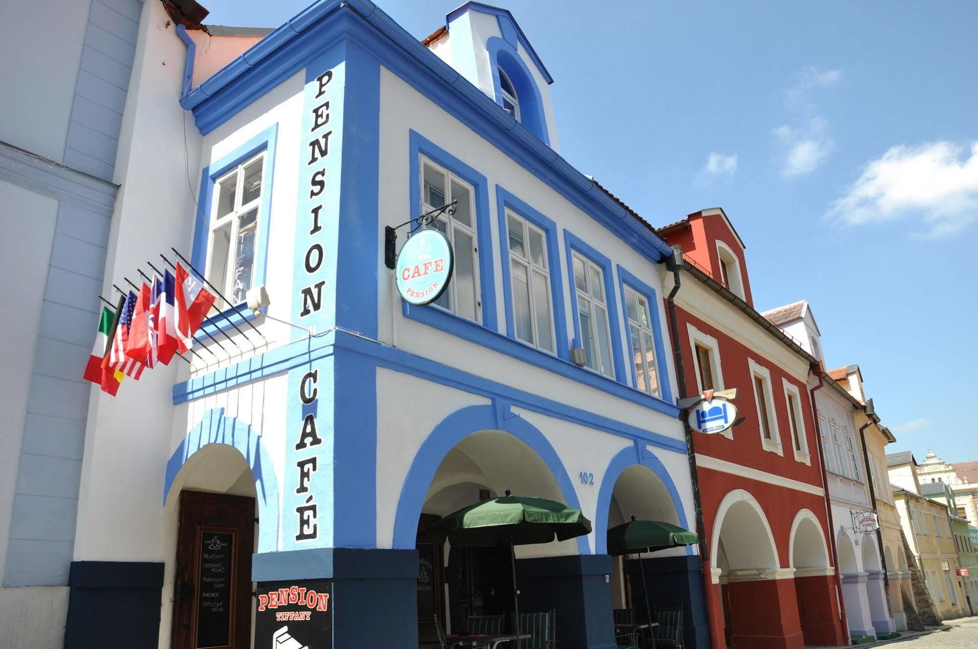 Centrum Tiffany Pension Домажлице Экстерьер фото